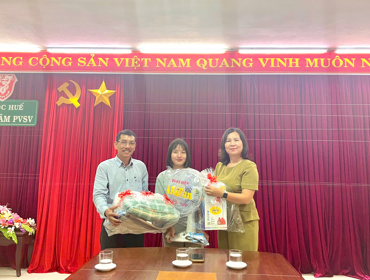 Trung tâm Phục vụ sinh viên - Đại học Huế đồng hành cùng sinh viên có hoàn cảnh khó khăn