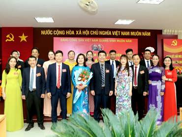 Đại hội Chi bộ Trung tâm Phục vụ sinh viên - Đại học Huế lần thứ VIII, nhiệm kỳ 2025 - 2027